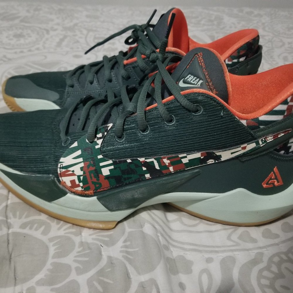 Giannis Zoom Freak 2🔥🔥